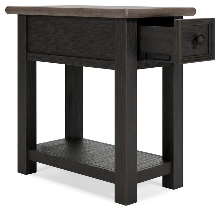 Tyler Creek Chairside End Table - Dark Gray (3)