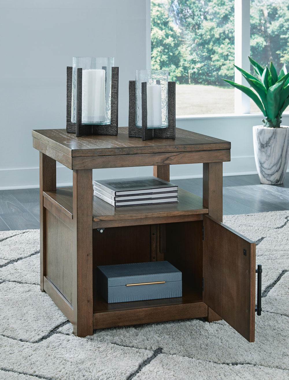 Boardernest End Table - Dark Brown (6)