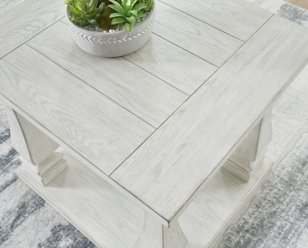Arlendyne End Table - White (7)