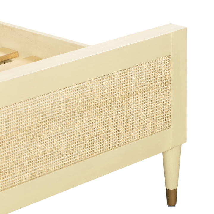 Sierra Wood &amp; Rattan Bed - Buttermilk / King