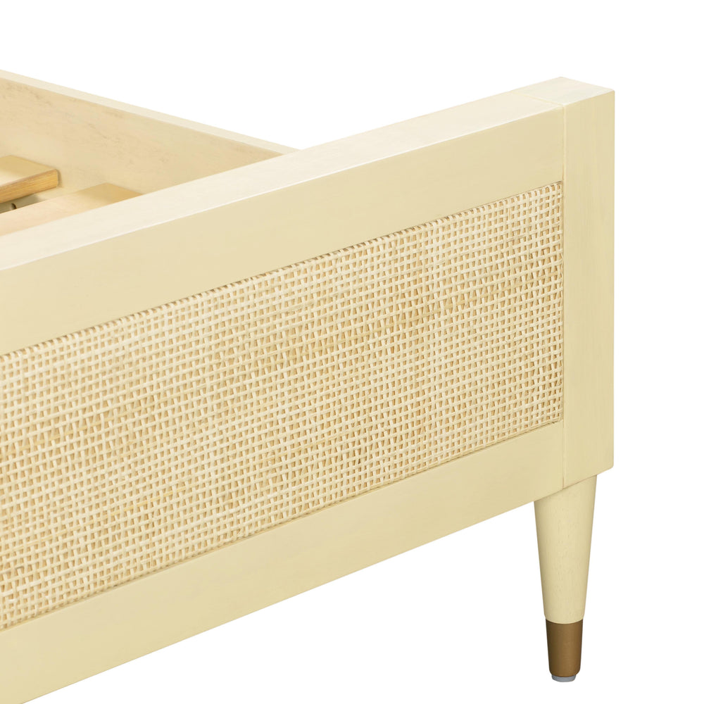 Sierra Wood & Rattan Bed - Buttermilk / King