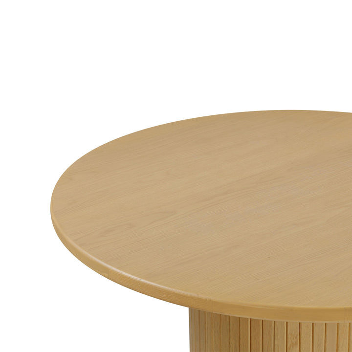 Chelsea 47" Natural Oak Wood Round Dining Table