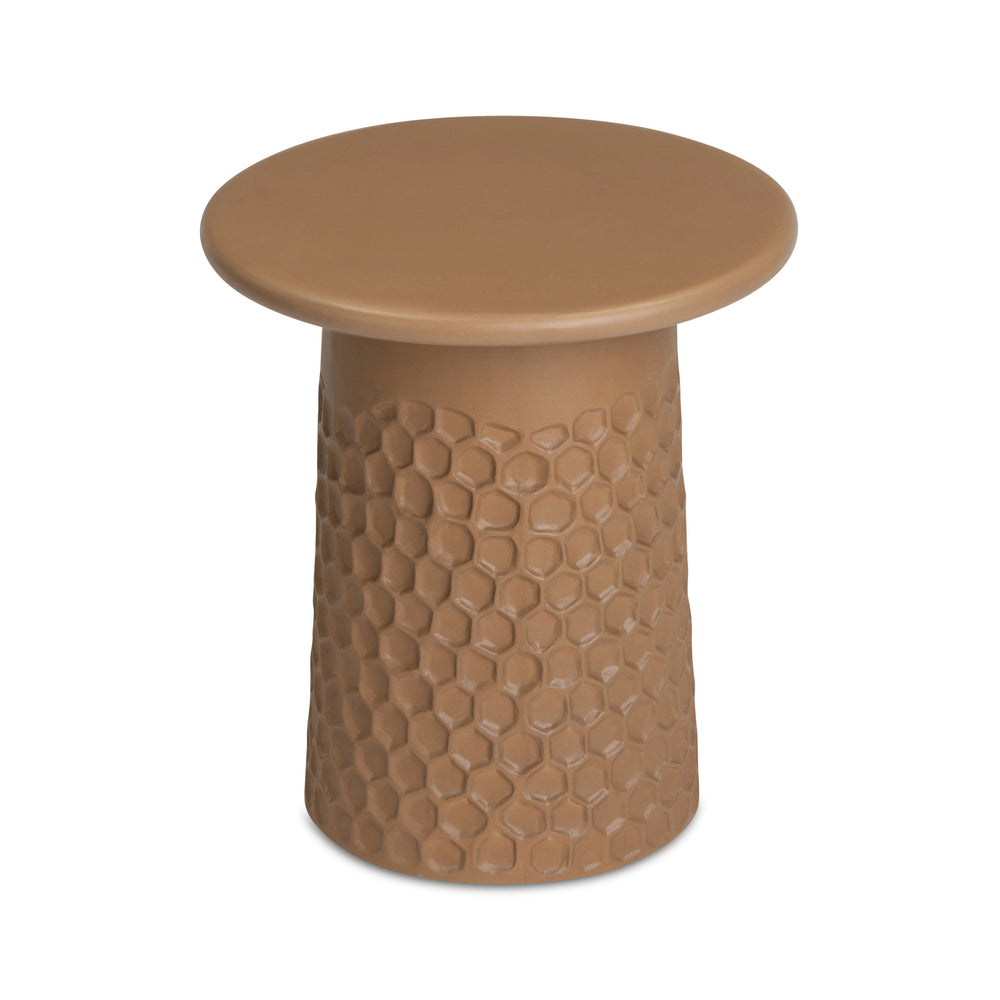 Hessa Indoor/Outdoor Concrete Chiseled Side Table