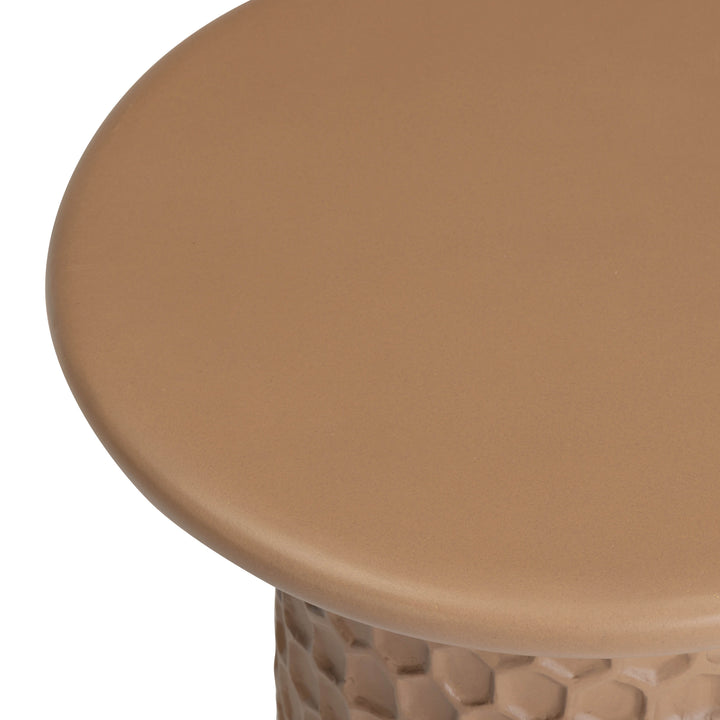 Hessa Indoor/Outdoor Concrete Chiseled Side Table