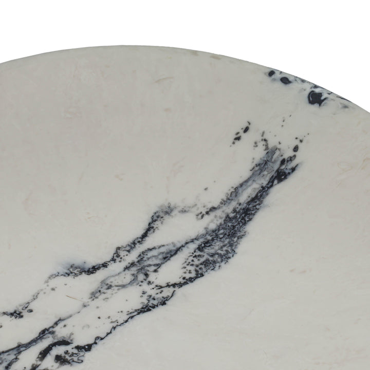 Ikani Black &amp;amp; White Resin Serving Plate