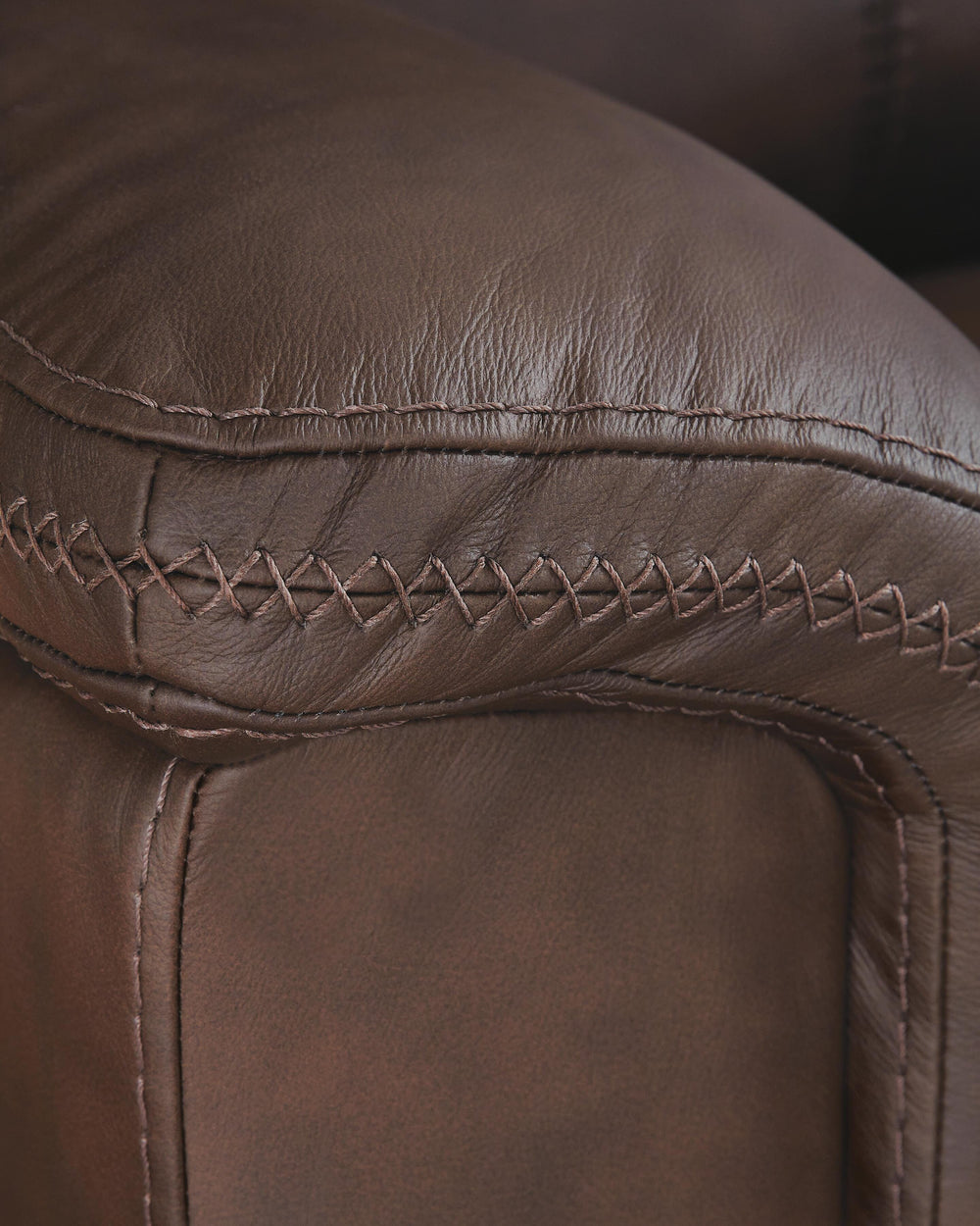 Bleckley Power Reclining Loveseat with Console - Dark Brown (10)