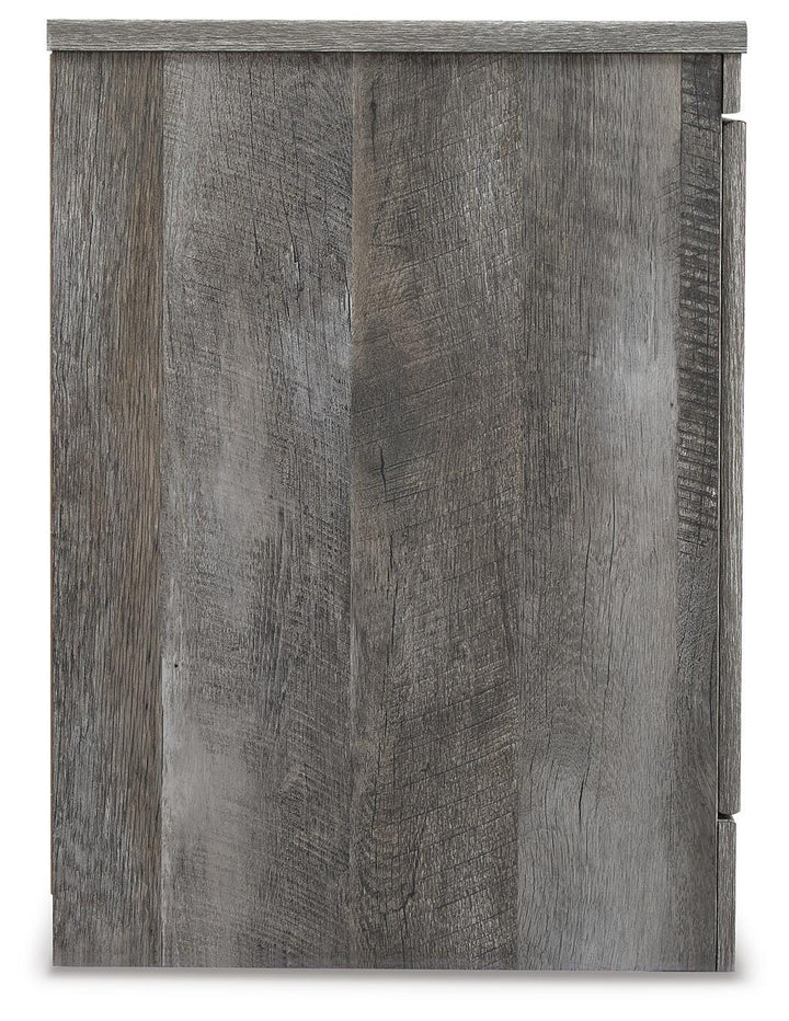 Wynnlow 63" TV Stand - Gray (5)