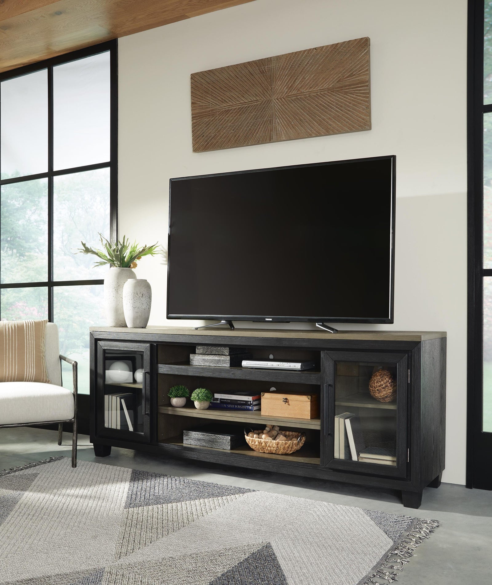 Foyland 83" TV Stand - Dark Brown (2)