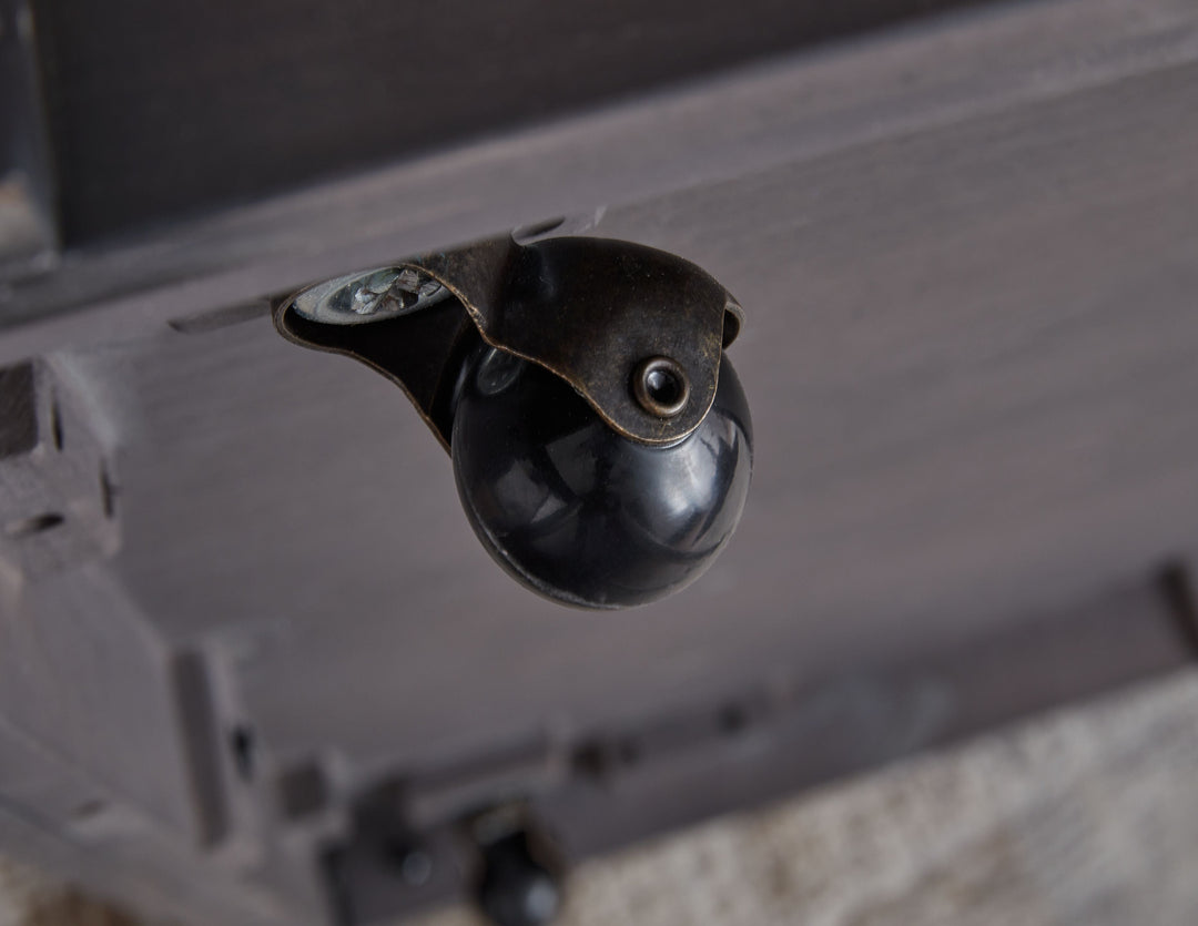 ashley-furniture-t760-8-yellink-cocktail-table