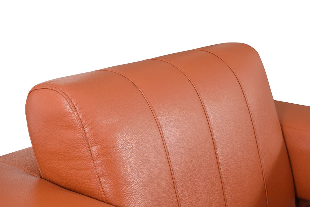 DivanItalia 904 Chair in Top-Grain Italian Leather - Camel