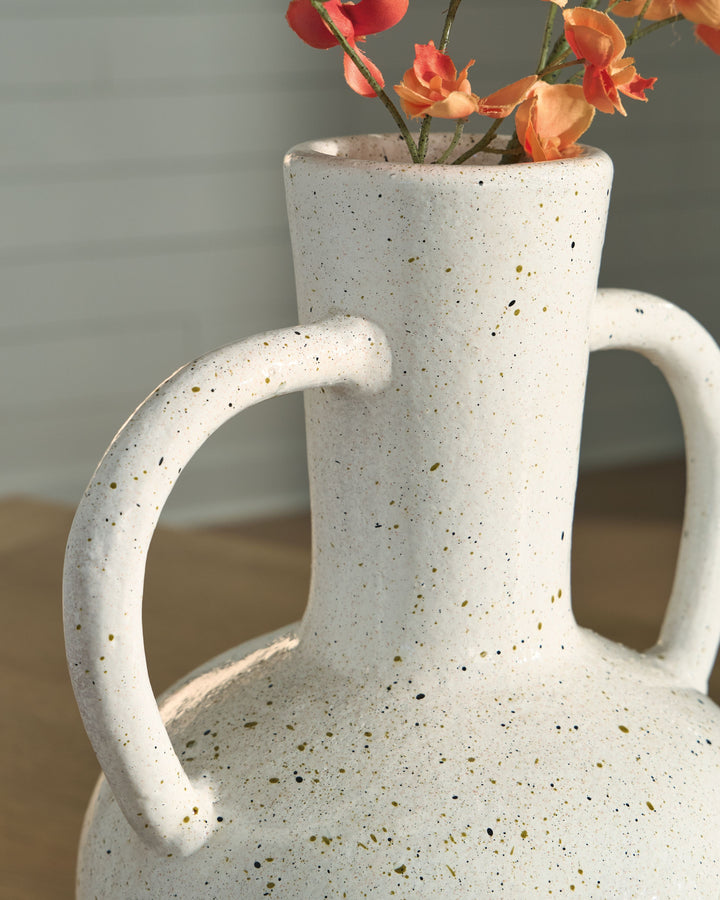 Dallinworth - Vase - 15.75" - White / Black by Ashley Furniture product image