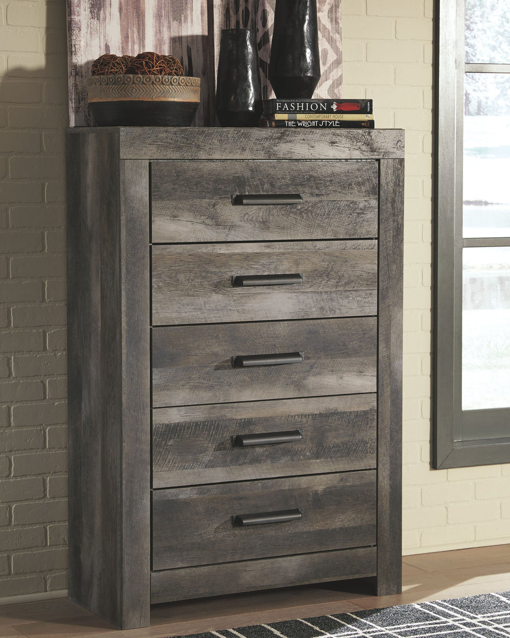ashley-furniture-b440-46-wynnlow-accent-chest