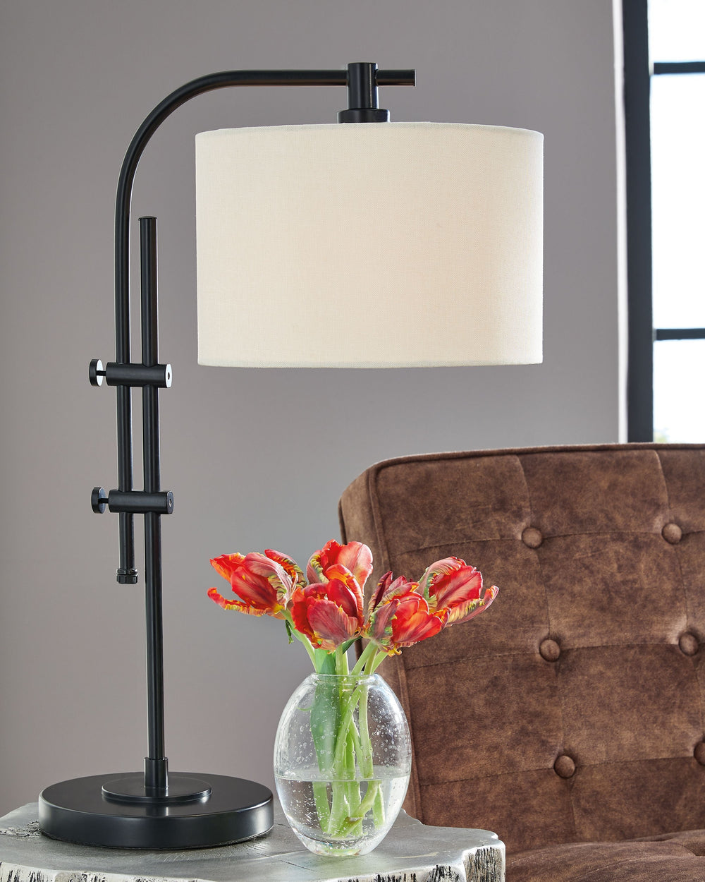 Baronvale - Metal Accent Lamp  - Black