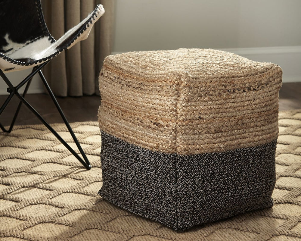 Sweed Valley - Pouf - Rectangular - Natural / Black