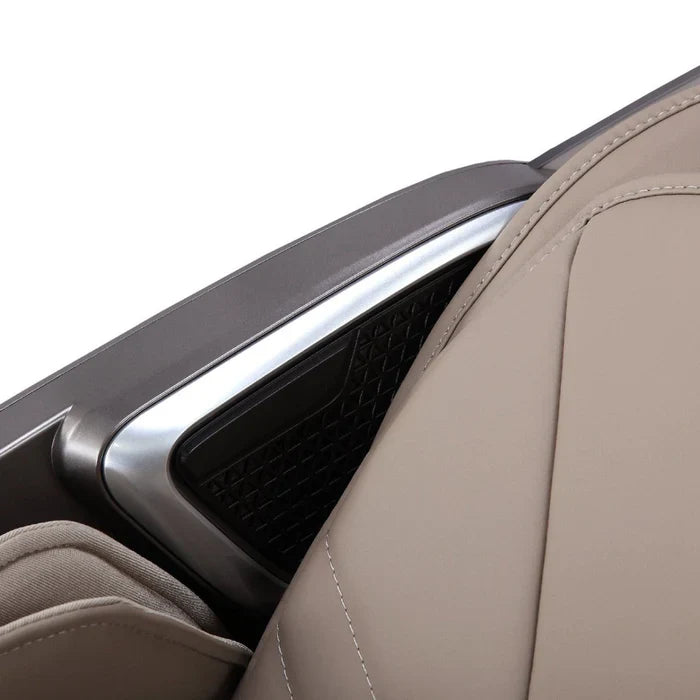 Osaki AmaMedic Ai Revive 4D Massage Chair