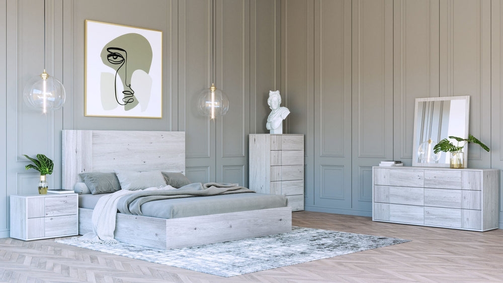 Eastern King Nova Domus Asus - Modern Italian White 4-Piece Bedroom Set