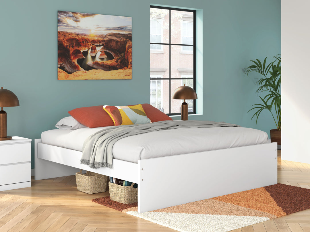 Onita - King Platform Bed - White by Ashley Furniture product image
