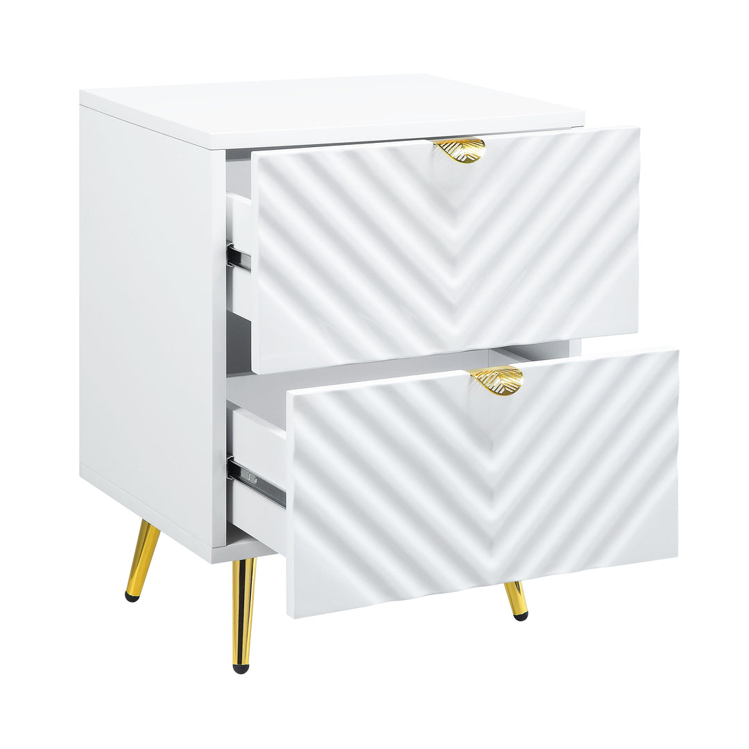 Gaines - High Gloss Nightstand - White