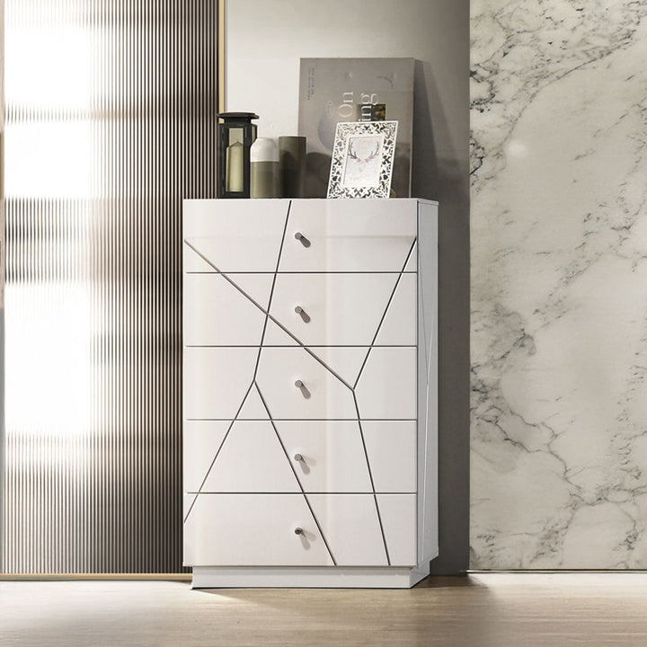 Esther - Chest - White / Silver