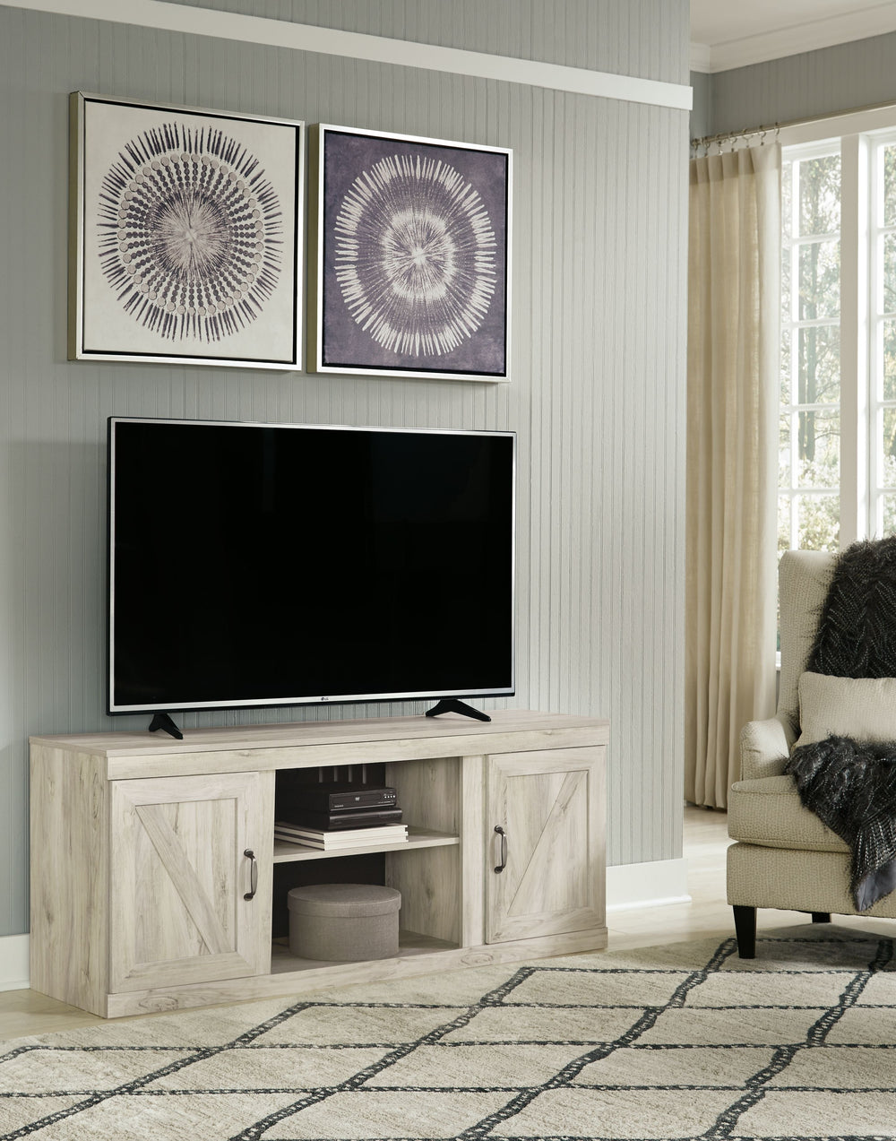 ashley-furniture-ew0331-268-bellaby-tv-stand