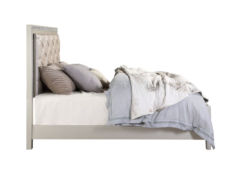Sliverfluff Queen Bed with Led
