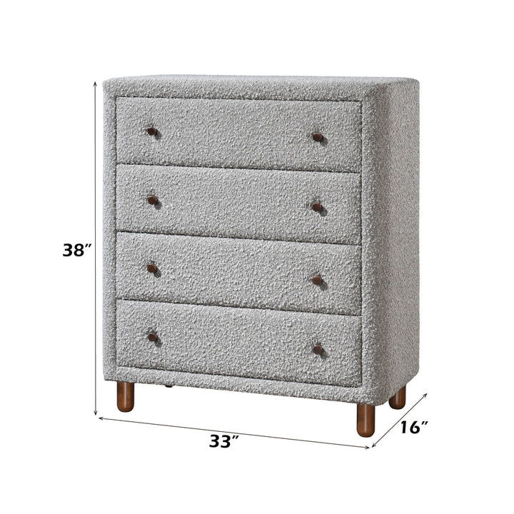 Cleo Chest