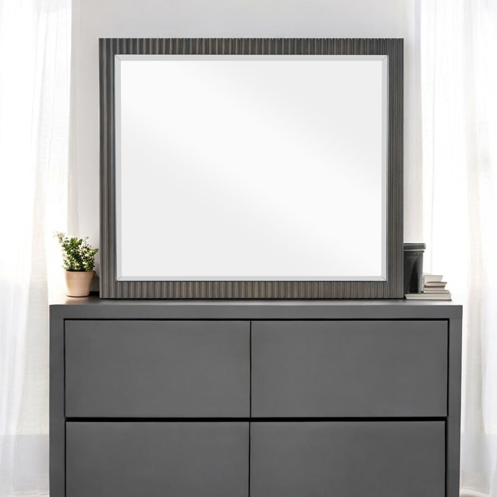Clayten Mirror
