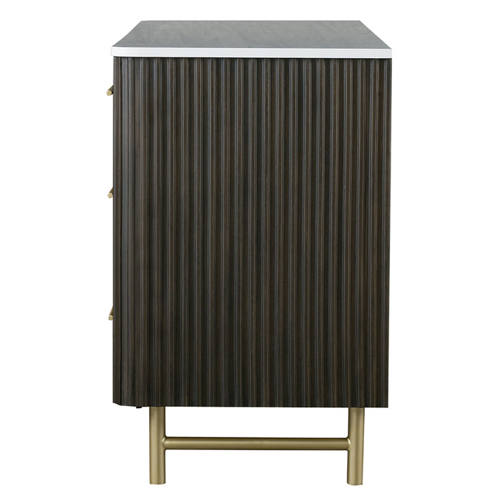 Clayten Dresser
