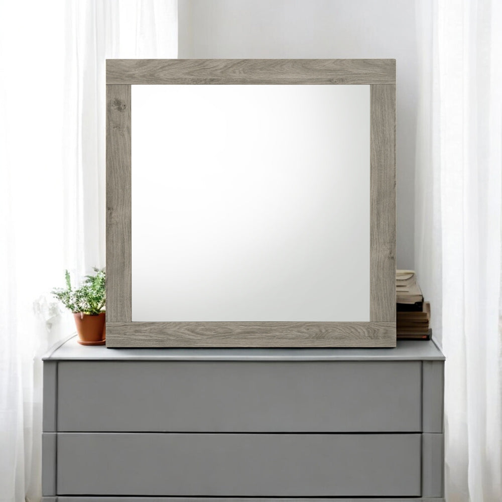 Mari Mirror