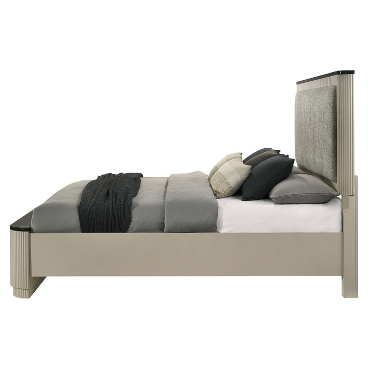 ACME Furniture Travonte Eastern King Bed  BD04881EK