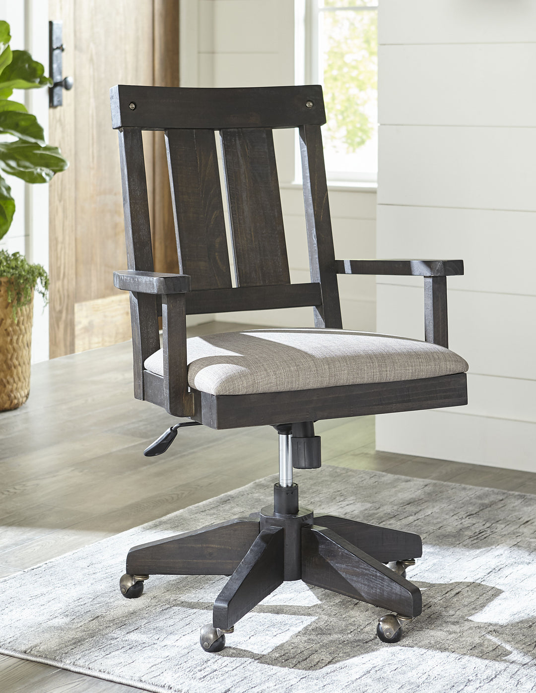 Modus Furniture 7Yc915A Yosemite Solid Wood Arm Chair In Cafe