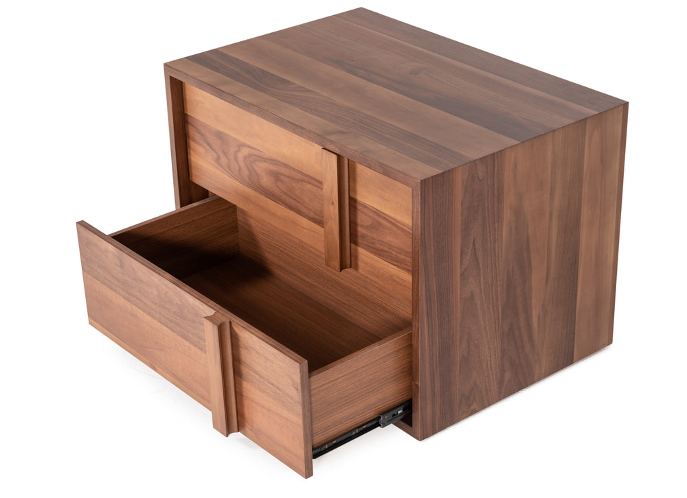 Eastern King Nova Domus Berlin - Modern Walnut Bedroom Set - View 3