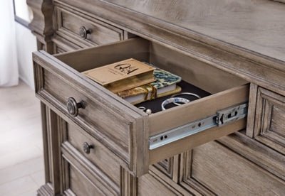 Blairhurst Dresser - Light Brown Dresser modern furniture Contempo Furniture