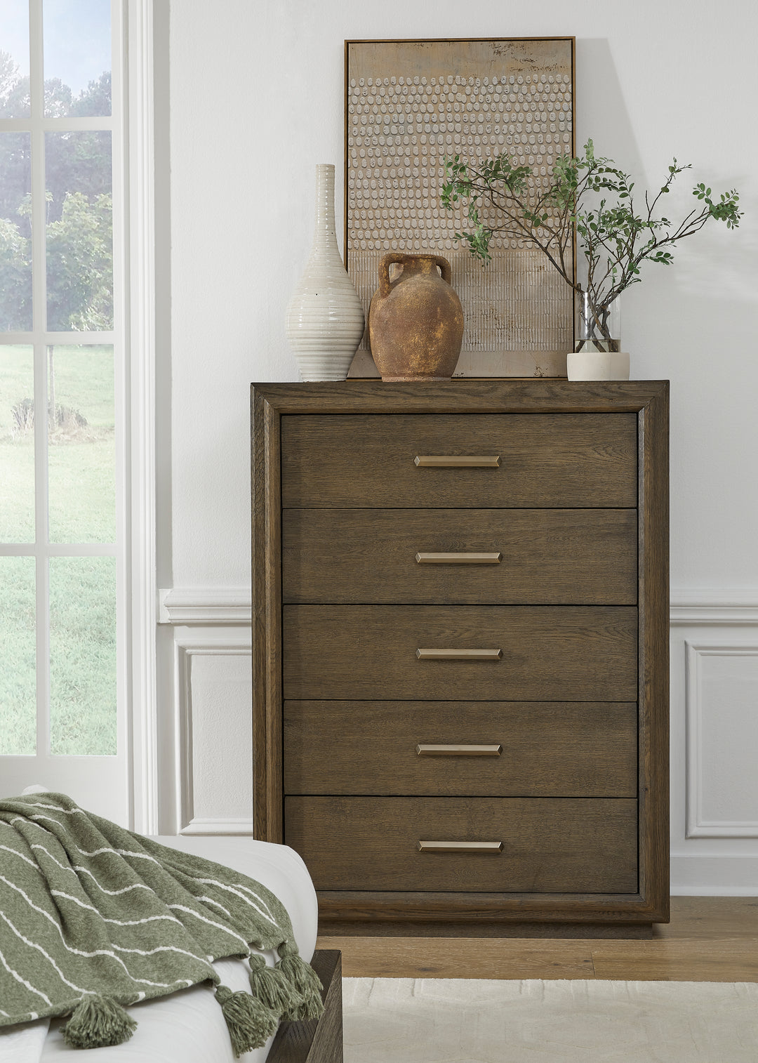 Modus Furniture Gbca84A Lawson Five Drawer Wood Chest In Big Bear Brown 2024