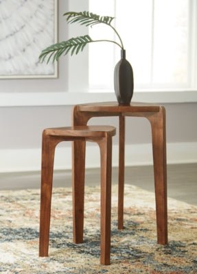 Brynnleigh Accent Table (Set of 2) - Light Brown Table Set modern furniture Contempo Furniture
