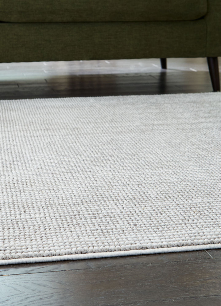 ashley-furniture-r406692-eduring-area-rug