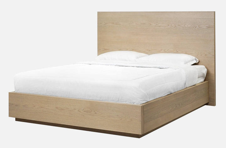 one-coastal-modern-platform-bed