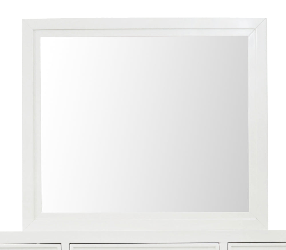 retreat-mirror-in-snowfall