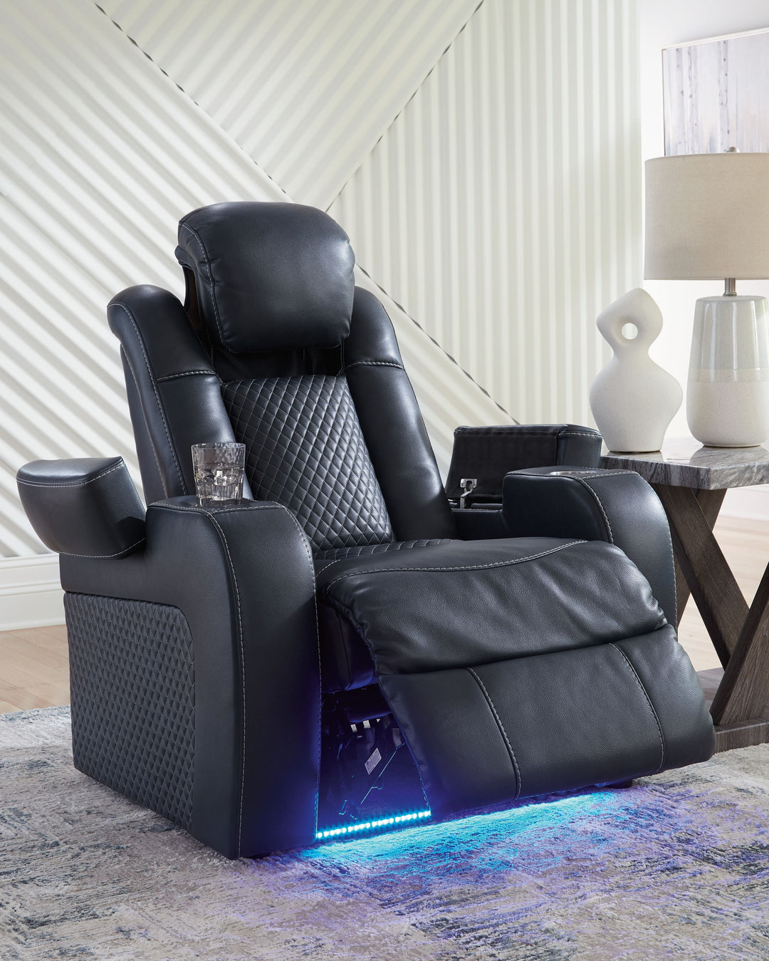 Fyne-Dyme - Power Recliner/Adj Headrest - Sapphire