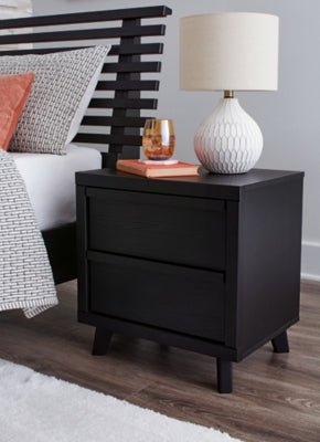 Danziar Nightstand - Black Nightstand w/ Charging Station modern furniture Contempo Furniture