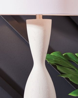 Davinford Table Lamp - White Table Lamp modern furniture Contempo Furniture