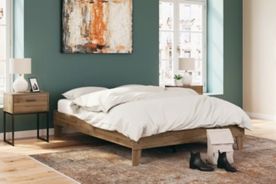 Deanlow Queen Platform Bed - Light Brown Platform Bed modern furniture Contempo Furniture