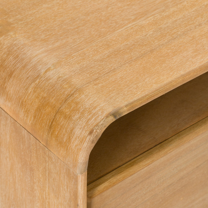 Dresden - Modern Natural Acacia Chest