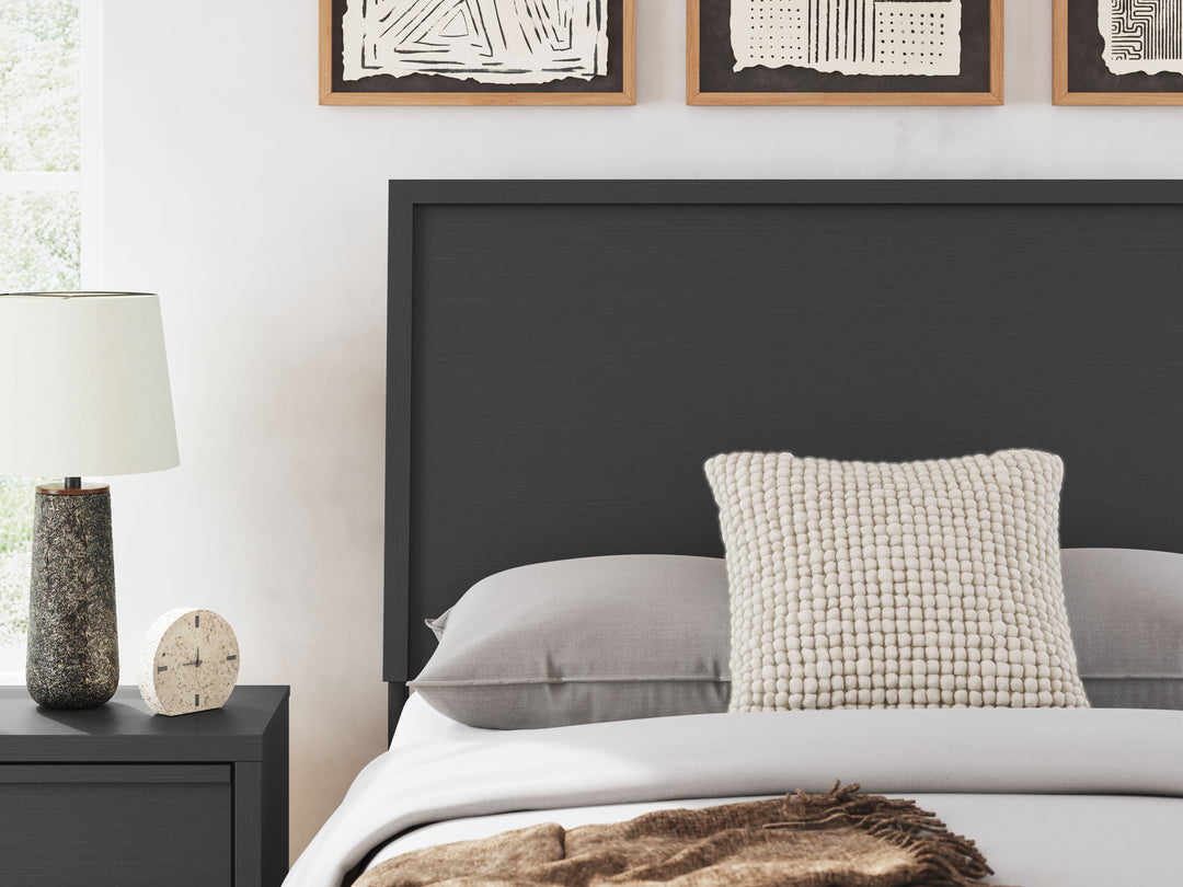 Danziar - Full Panel Bed With Low Footboard - Black by Ashley Furniture product image