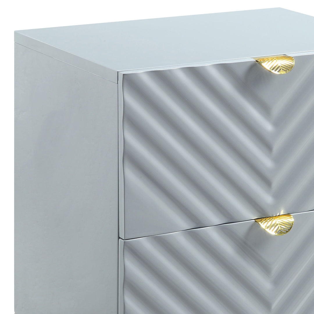 Gaines - High Gloss Nightstand - Gray
