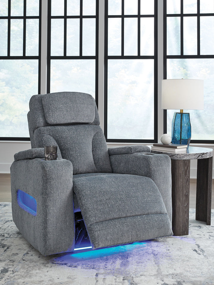 Studio Cave Power Recliner