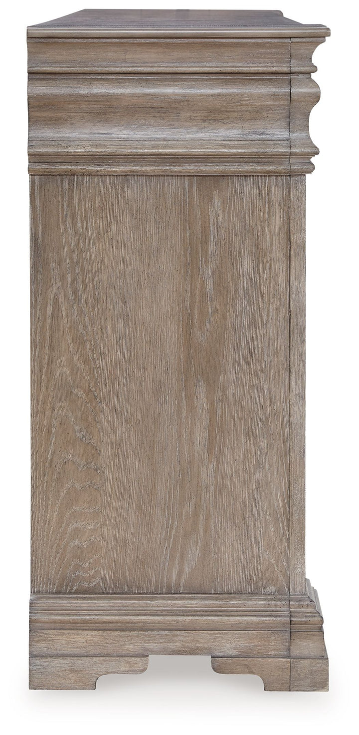 ashley-furniture-b916-31-blairhurst-dresser