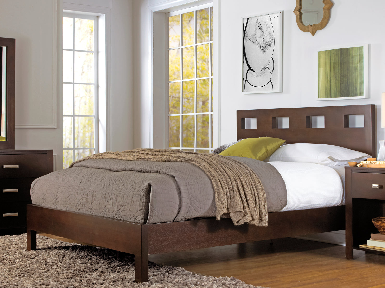 riva-wood-bed-in-chocolate