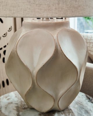 Edselham Table Lamp - Beige Table Lamp modern furniture Contempo Furniture