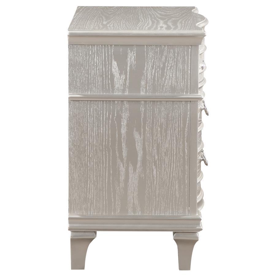 Evangeline - 3 - Drawer Nightstand - Silver Oak Nightstand w/ Charging Station modern furniture Contempo Furniture